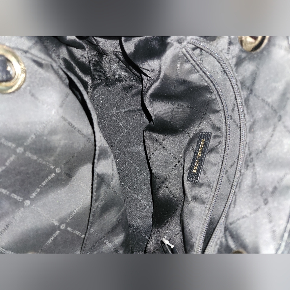 Michael Kors jet set bag - Picture 5 of 7